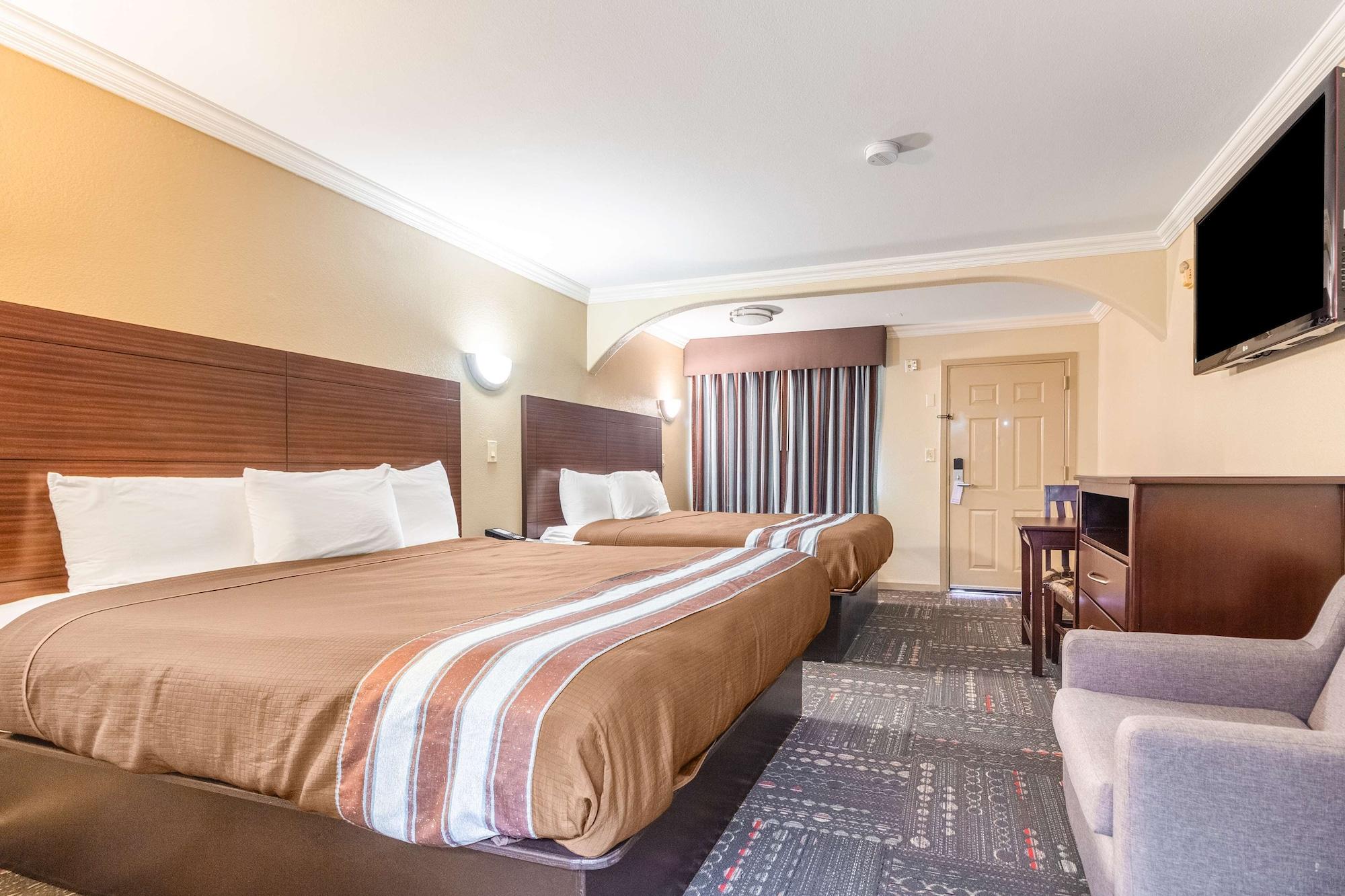 Americas Best Value Inn Houston Heights At I-45 Exteriér fotografie
