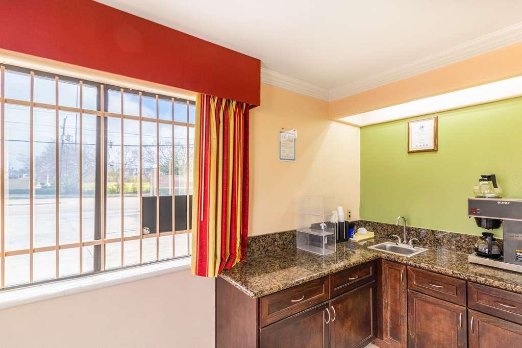 Americas Best Value Inn Houston Heights At I-45 Restaurace fotografie