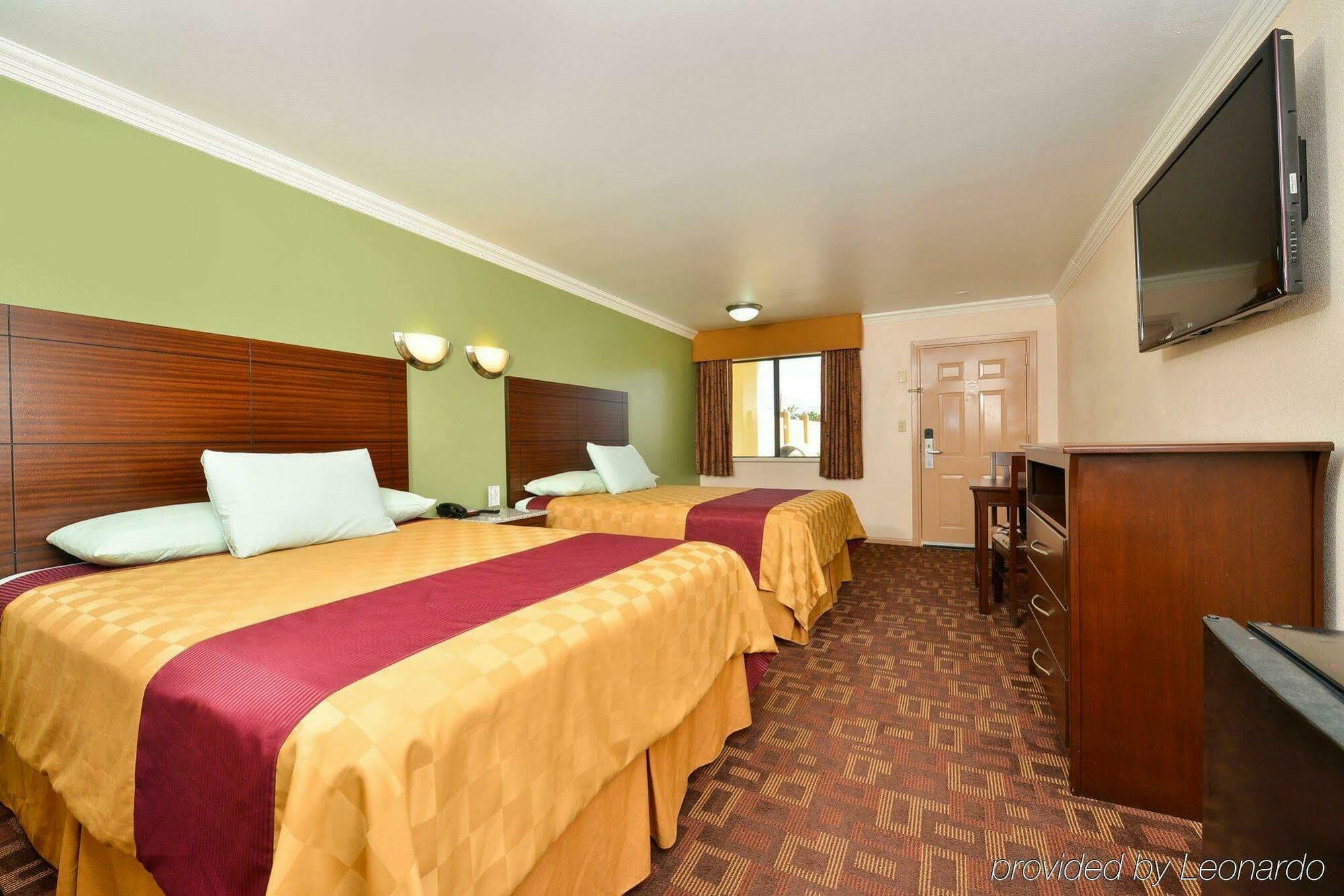 Americas Best Value Inn Houston Heights At I-45 Exteriér fotografie
